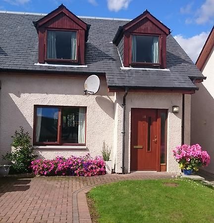 Holiday House Kinveachy Aviemore Exterior foto